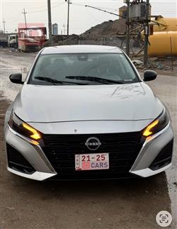 نيسان ألتيما